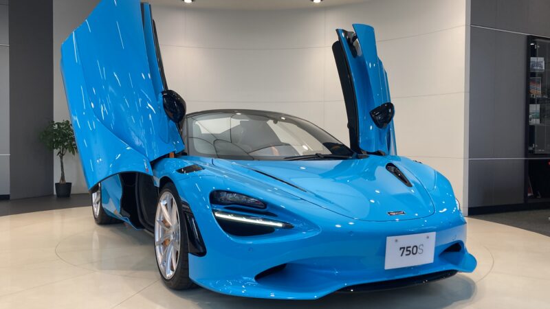 マクラーレン大阪 | McLAREN 正規ディーラー 八光自動車工業株式会社